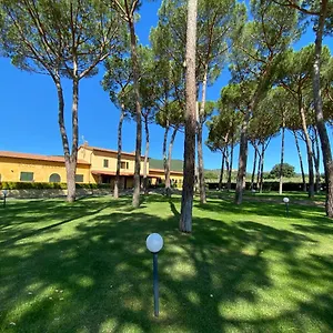 https://borgo-bernabei.it-tuscanyhotel.com