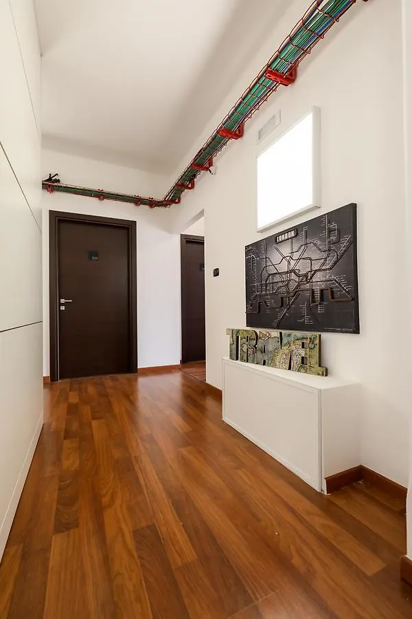 בארי Travel B&B 3*,  איטליה